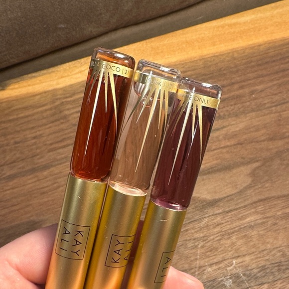 Kayali Dou Travel Perfume Bundle - Picture 3 of 3